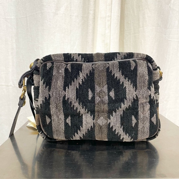 Campomaggi Fabric Shoulder Bag in Grigio - Picture 1 of 3